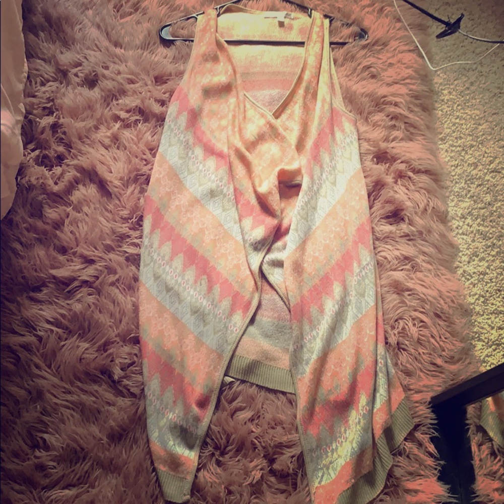 Vest sweater sleeveless